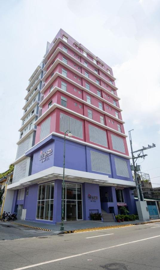 Myspace Hotel Comembo Taguig Kültér fotó