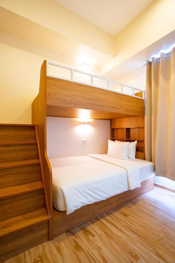 Myspace Hotel Comembo Taguig Kültér fotó